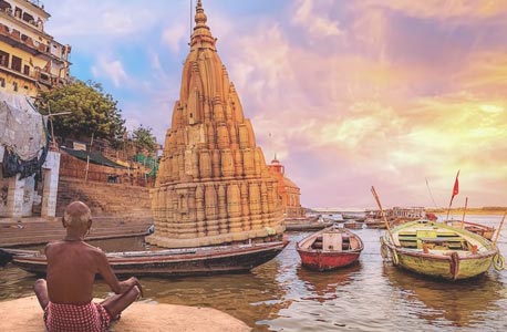 how to reach varanasi